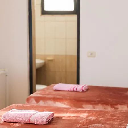 Pensionat Haka Golem (Tirana)