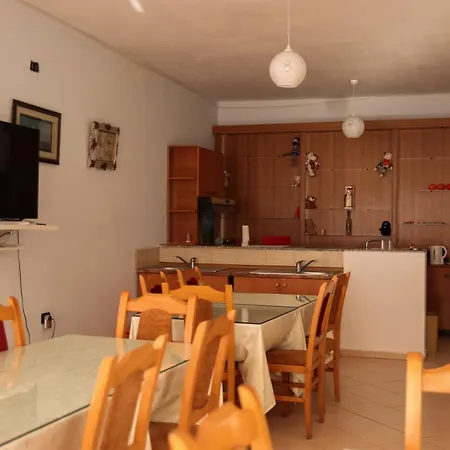 Haka 3* Golem (Tirana)